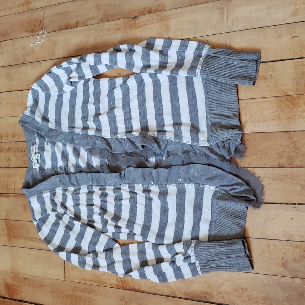 Girl's Long Sleeve Shawl